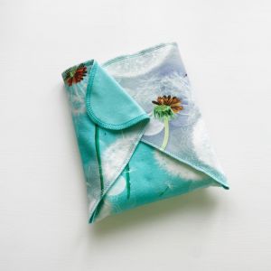 Mint Dandelions Pocket Preflat